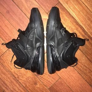 Nike Air Force 270s.